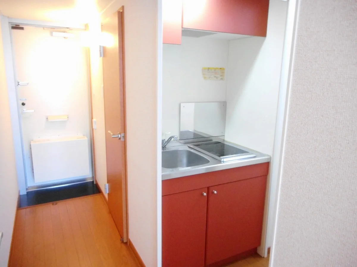 玄関側のアングルです