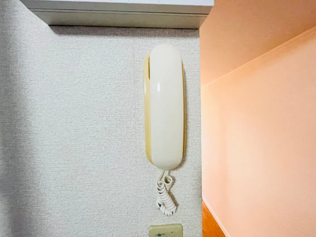 インターフォン