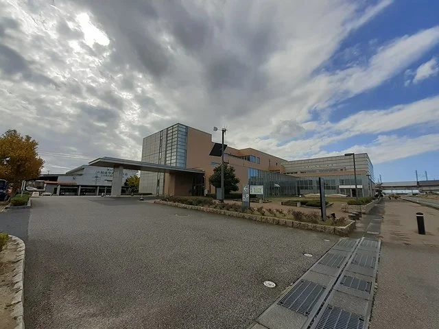 新潟市黒埼市民会館まで930m