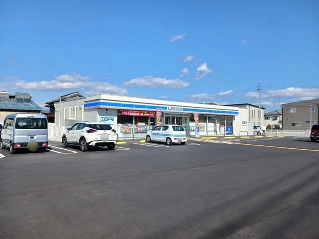 ローソン 野市町西野西店まで600m