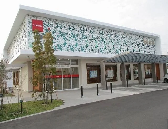 愛媛銀行はなみずき支店様まで700m