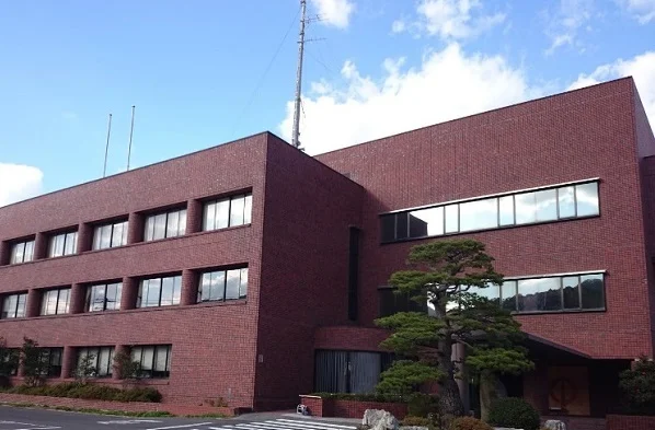 松江市役所鹿島支所まで850m