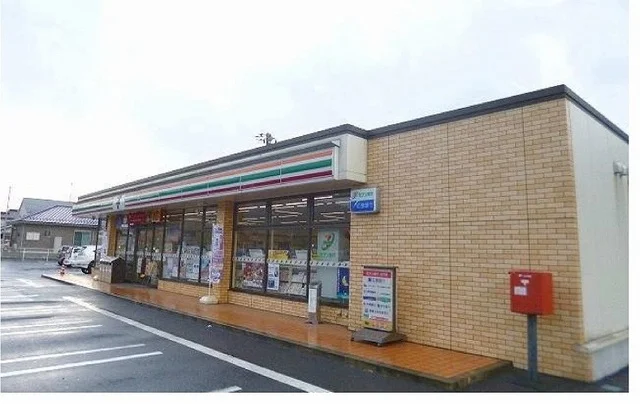 セブンイレブンまで1200m