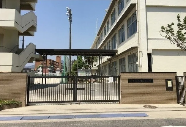 川内小学校まで400m