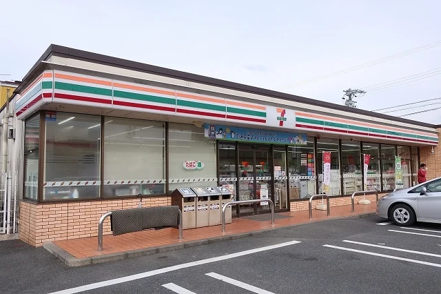 セブンイレブンまで200m