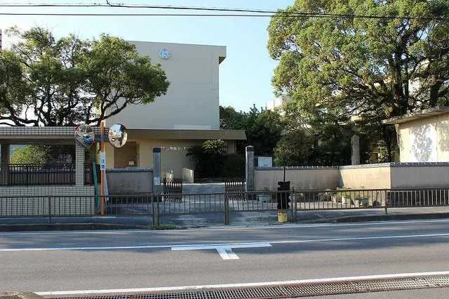 長松小学校まで1700m