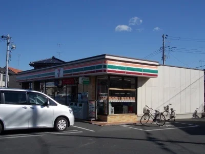 セブンイレブン上尾川店まで190m