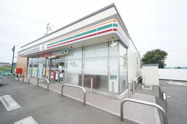 セブン-イレブン 郡山日大南店まで170m