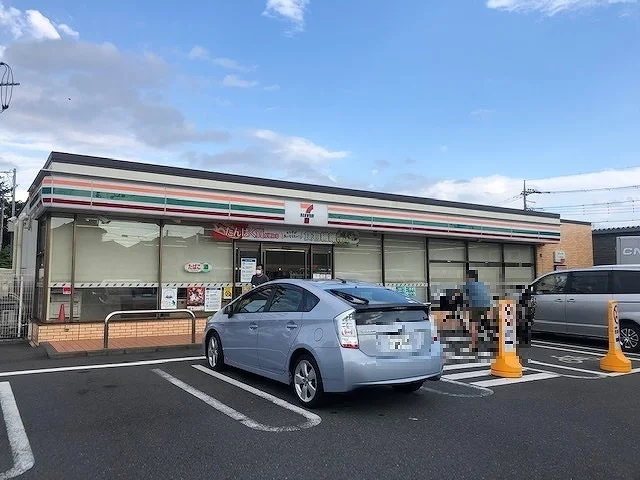 セブンイレブンまで800m