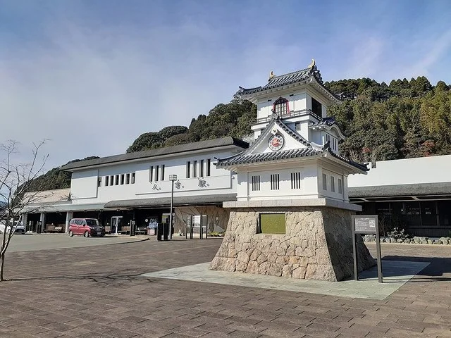 人吉駅まで2400m