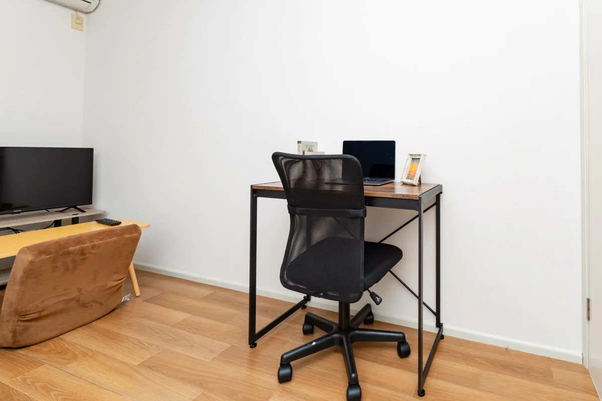 PCデスクあります。