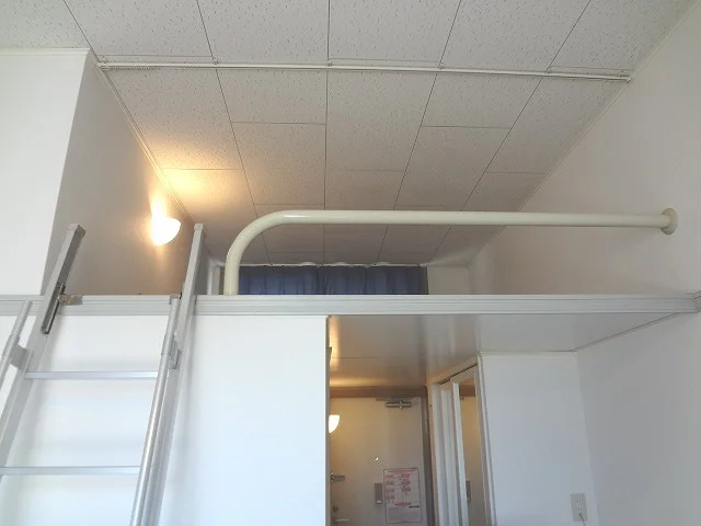 便利なロフト付！