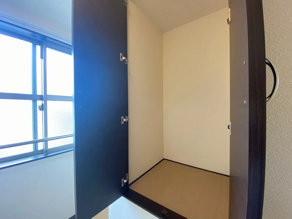 扉の色は異なる場合がございます