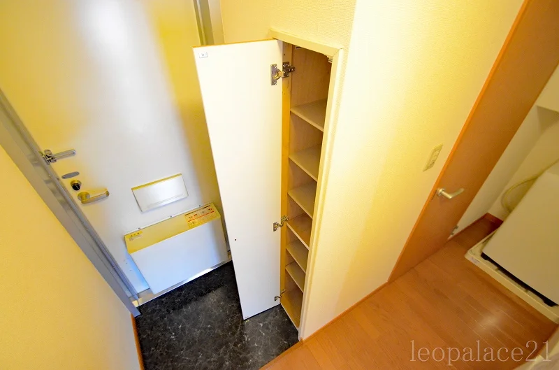 備品や設備仕様は号室等により異なります。現地をご確認下さい。