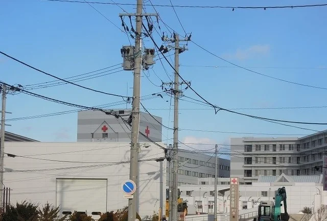 八戸赤十字病院まで1300m