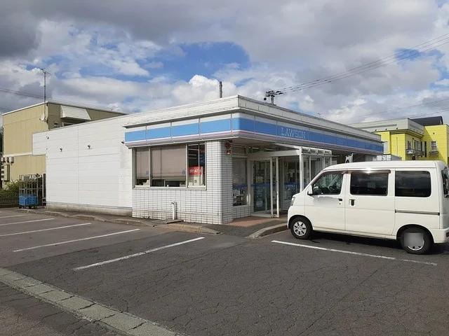 ローソン弘前大清水店まで774m