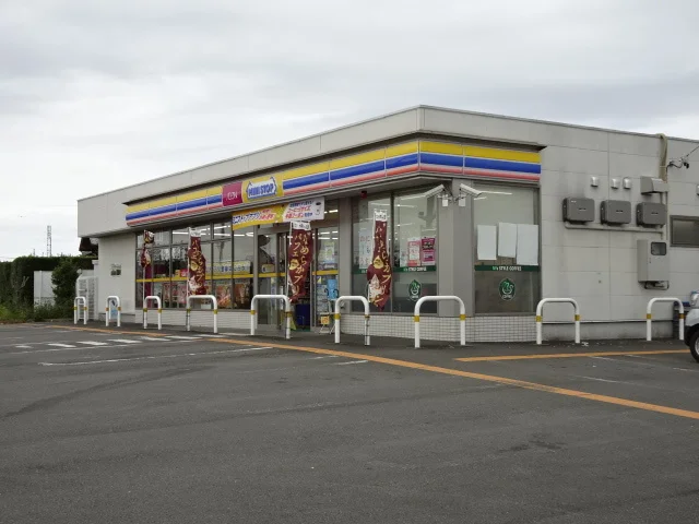 ミニストップまで1000m