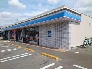 ローソン様まで80m