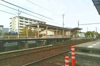琴電春日川駅さんまで480m