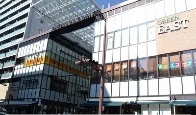 丸亀町グリーンさんまで2400m