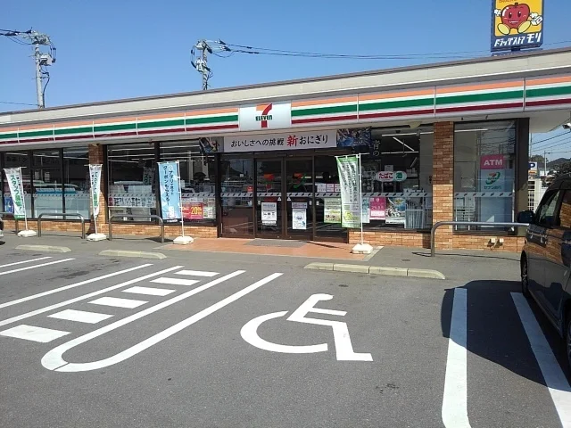 セブンイレブン久留米朝妻店まで520m