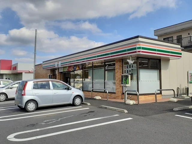 セブンイレブン松ヶ丘４丁目店まで410m