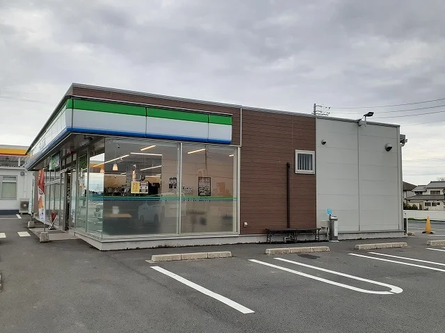 ファミリーマート 浜松白昭店まで500m