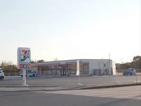 セブンイレブンまで600m