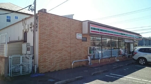 セブンイレブンまで530m