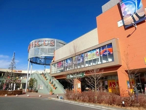 ウニクス上里店まで300m