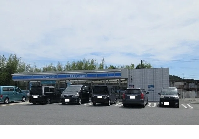 ローソン篠山インター店様まで400m