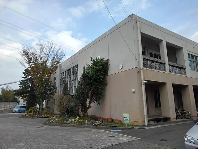 小郡市立のぞみが丘小学校まで450m