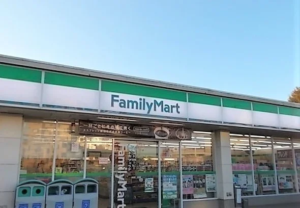 ファミリーマート東村山久米川町まで290m