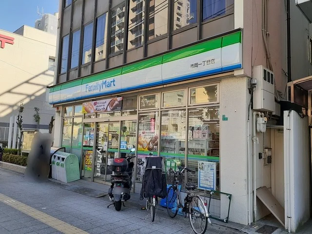 ファミリーマート市岡1丁目店まで594m