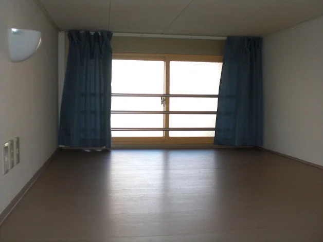 収納や寝室にご利用頂けます