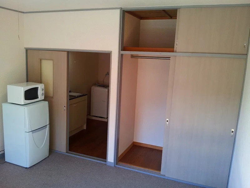 部屋によって家具家電の有無は異なります