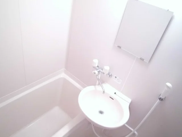 湯船に浸かり1日の疲れを取ろう