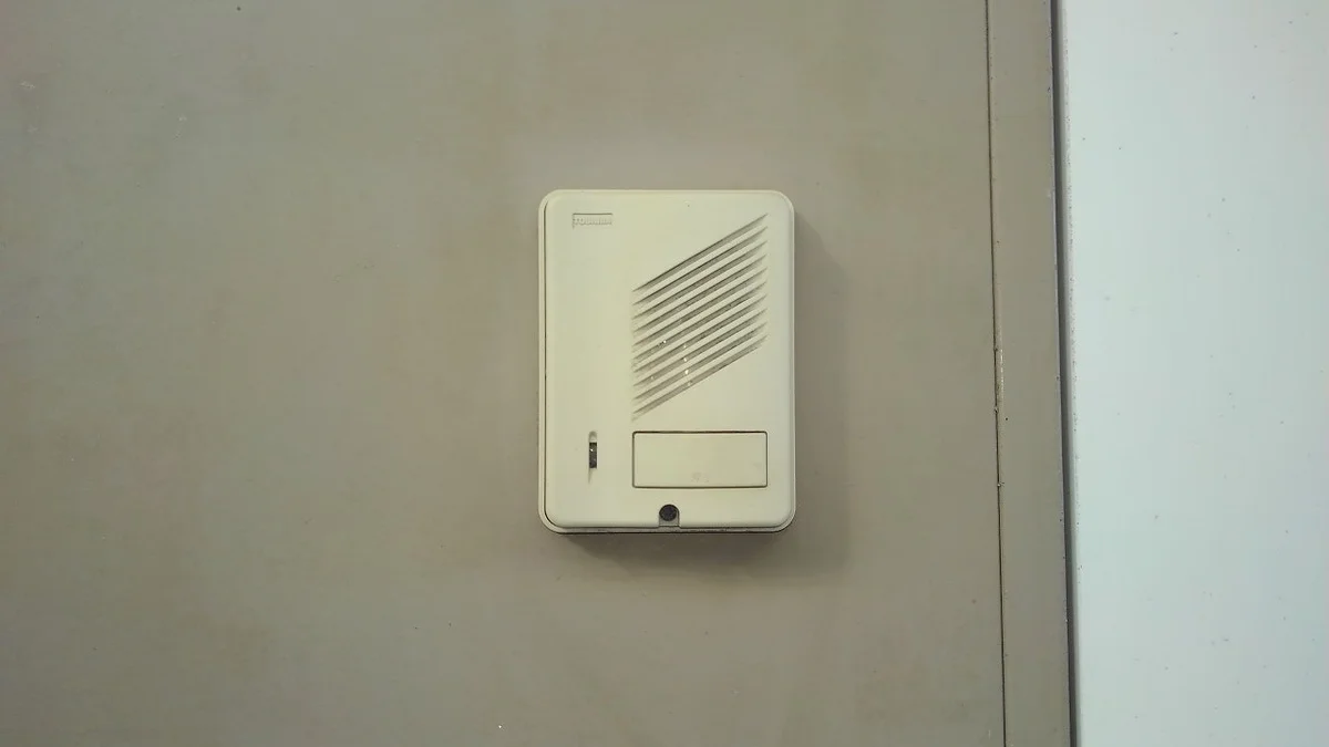 インターフォン