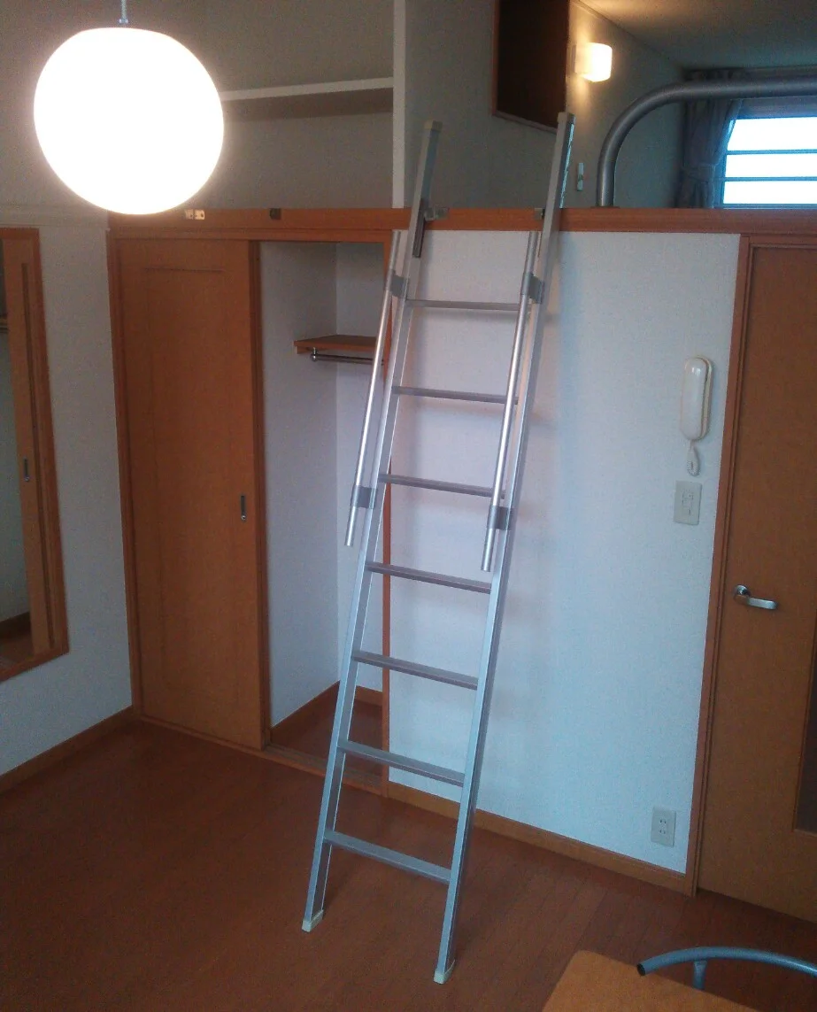 1Fフローリング2F絨毯