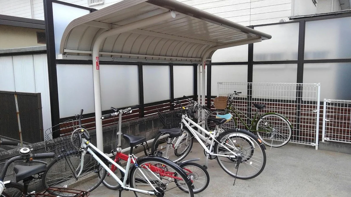屋根付駐輪場