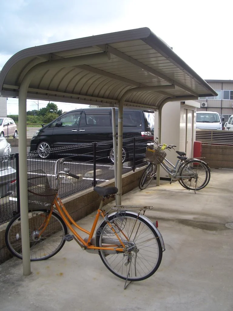 屋根付駐輪場