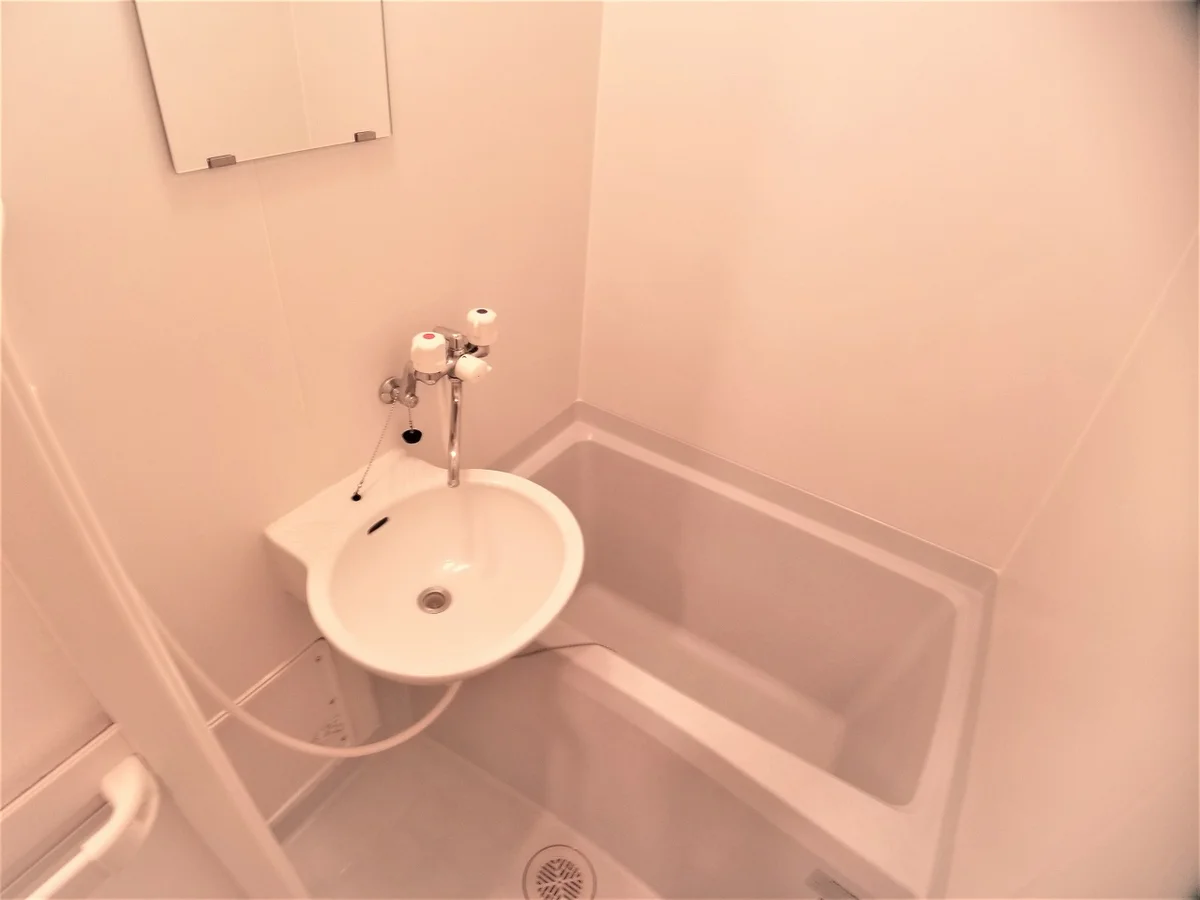 設備・使用は号室により異なる為、現況を優先致します。