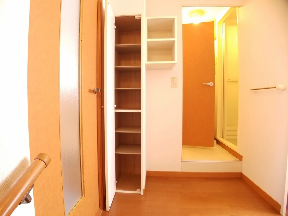 設備・使用は号室により異なる為、現況を優先致します。