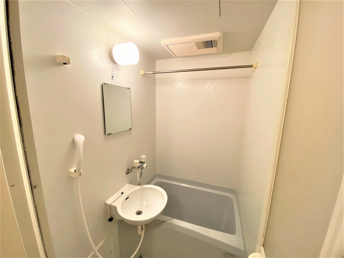 設備・使用は号室により異なる為、現況を優先致します。