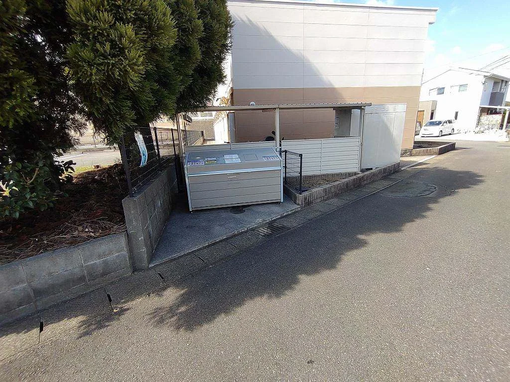 ゴミ捨て場