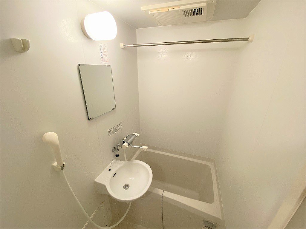 設備・使用は号室により異なる為、現況を優先致します。