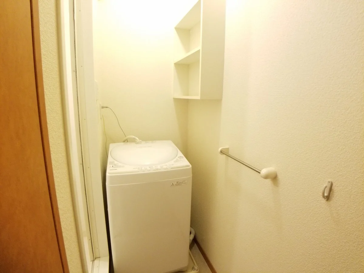 設備・使用は号室により異なる為、現況を優先致します。