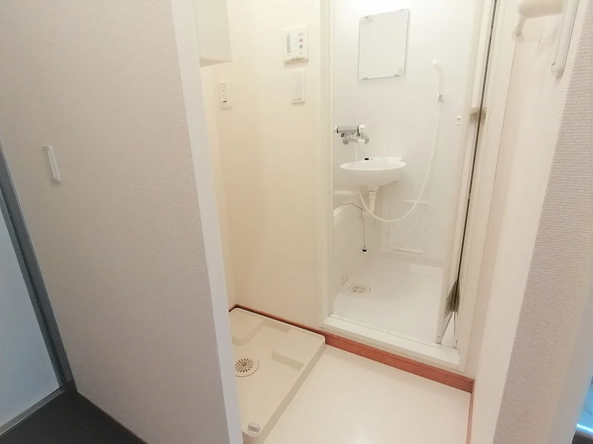 設備・使用は号室により異なる為、現況を優先致します。