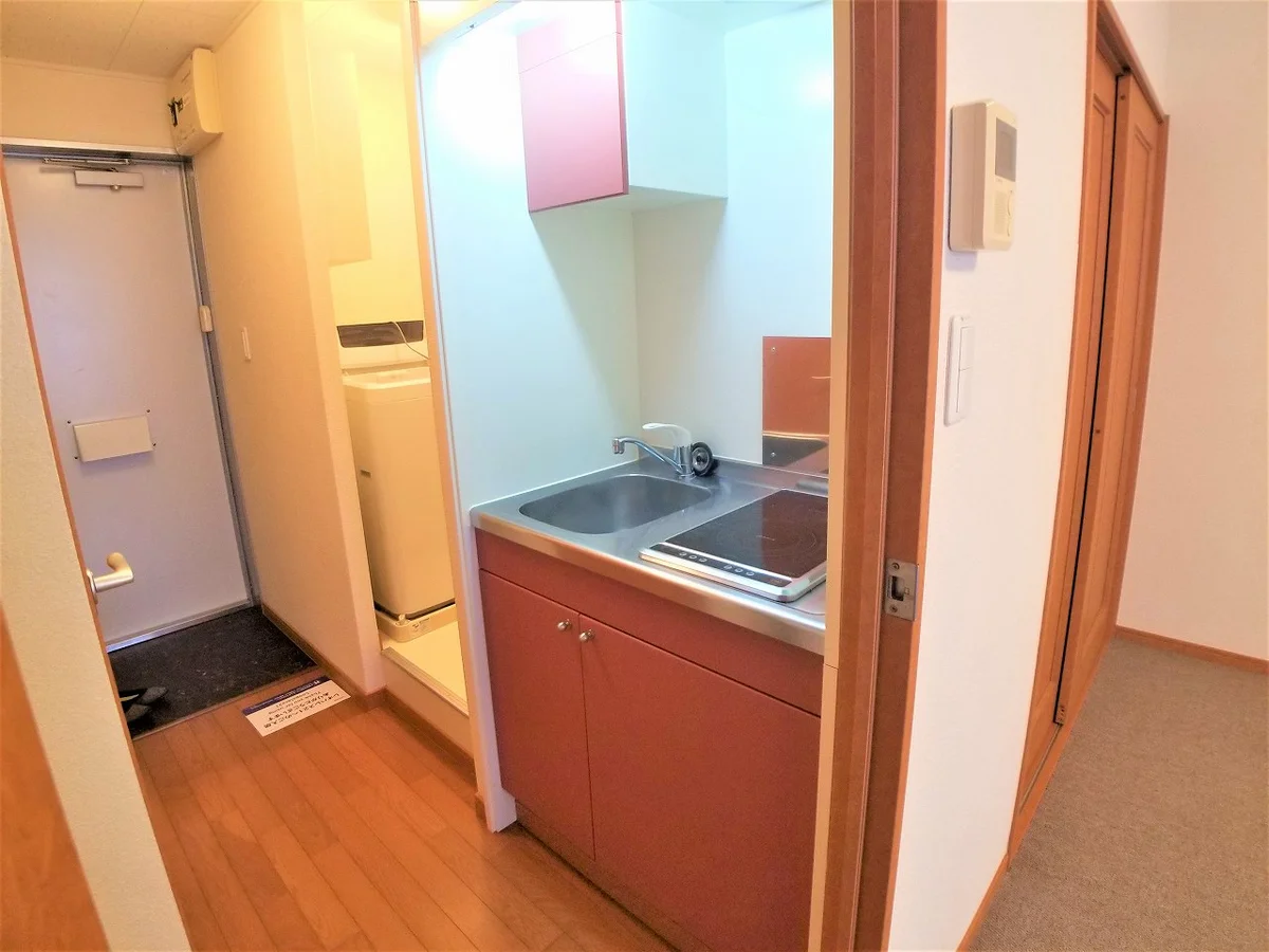 設備・使用は号室により異なる為、現況を優先致します。