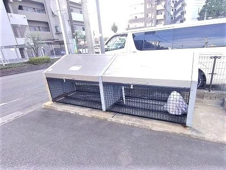 ゴミ捨て場